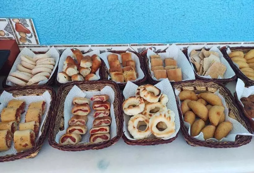 ユースホステル Pousada Carvalho