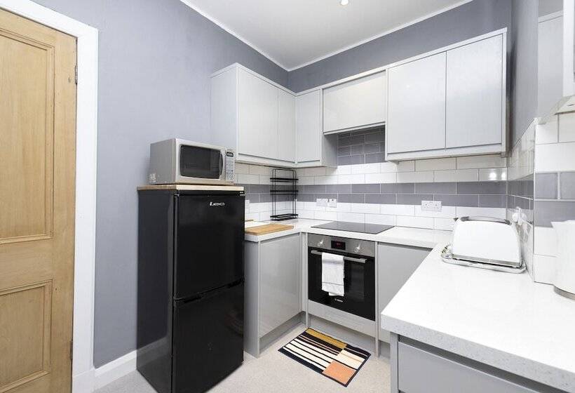 Joivy Charming 1 Bed Ap Near Leith Links With Patio