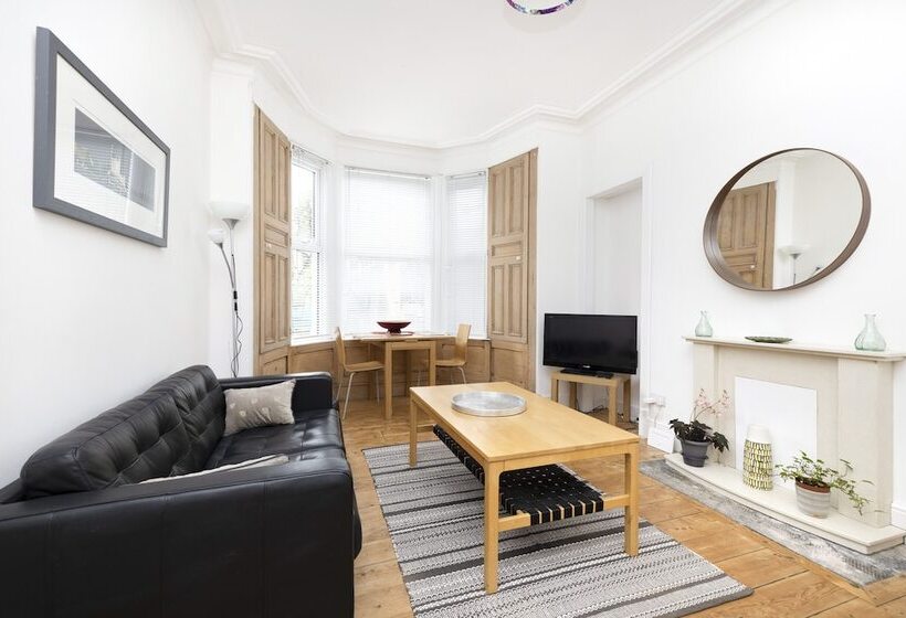 Joivy Charming 1 Bed Ap Near Leith Links With Patio