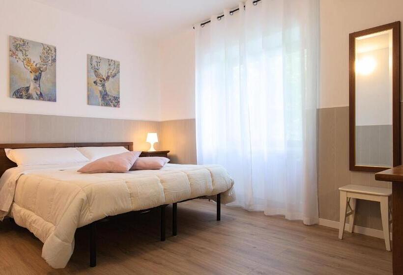 تختخواب و صبحانه Fox House Bnb