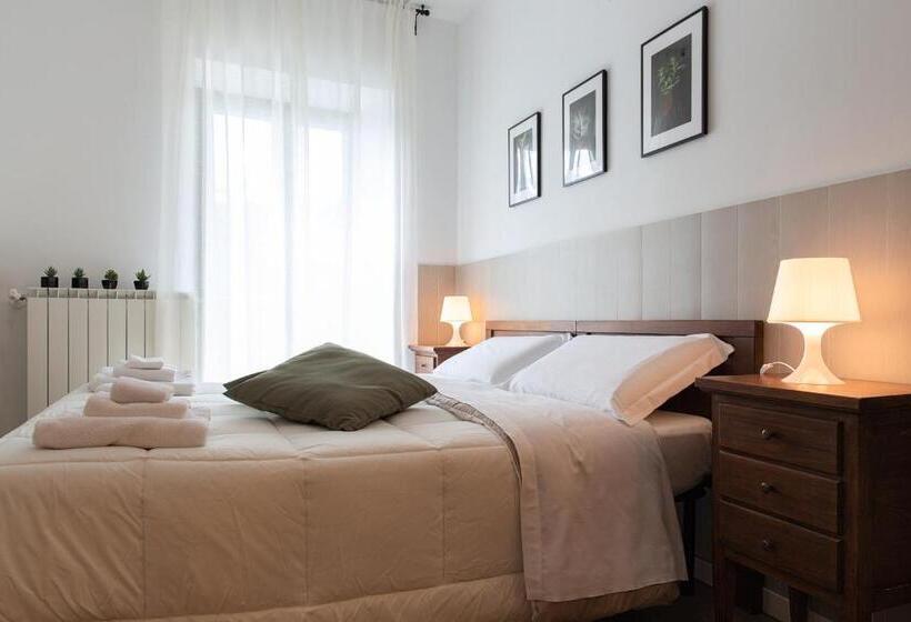 تختخواب و صبحانه Fox House Bnb