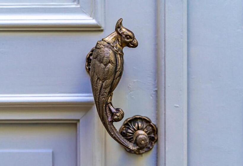 Blue Bird Hostel In Riga Old Town