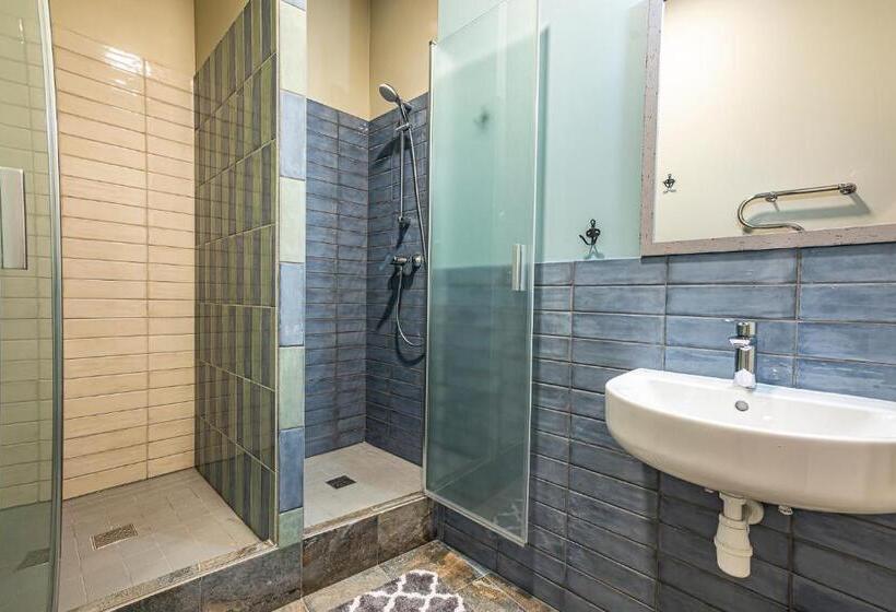 Blue Bird Hostel In Riga Old Town