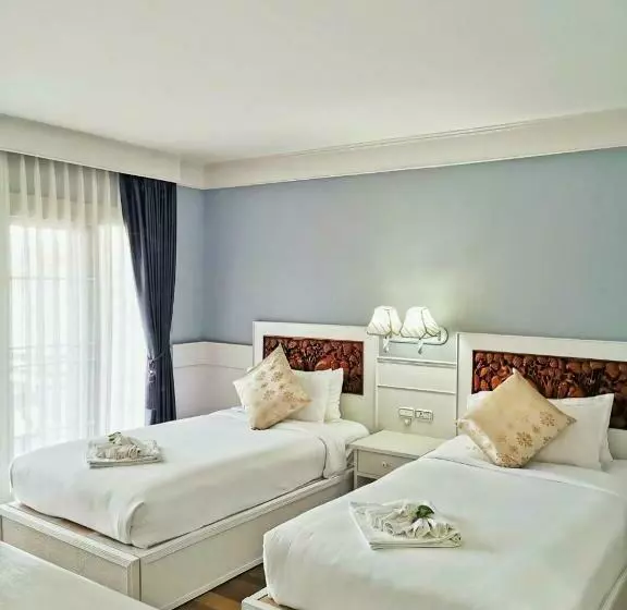 ホテル ริเวอร์บรีซ เชียงแสน River Breeze Chiangsean