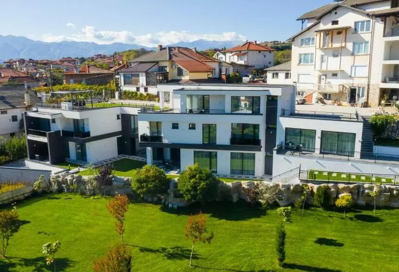 Majatalo Graffit Luxury Houses