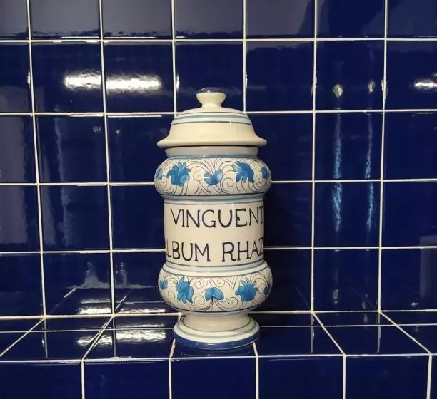 پانسیون Penta Luxury Room