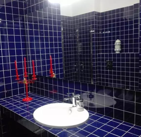 پانسیون Penta Luxury Room