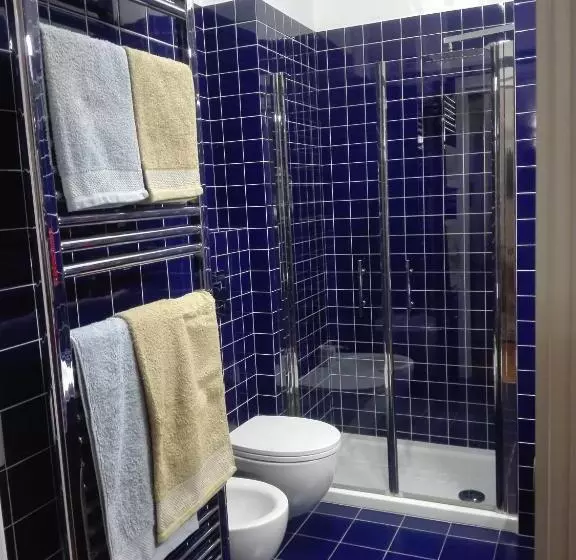 پانسیون Penta Luxury Room