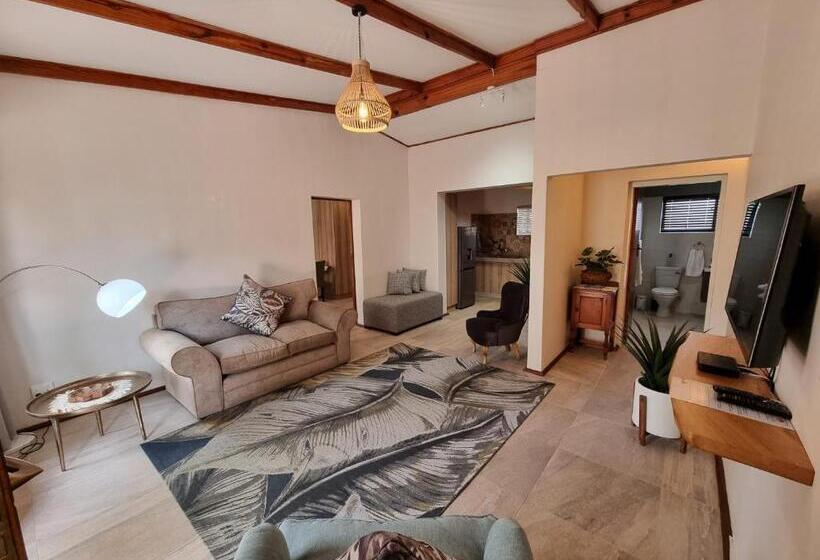 Pension The Coral Tree