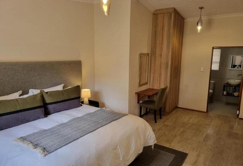 Pension The Coral Tree