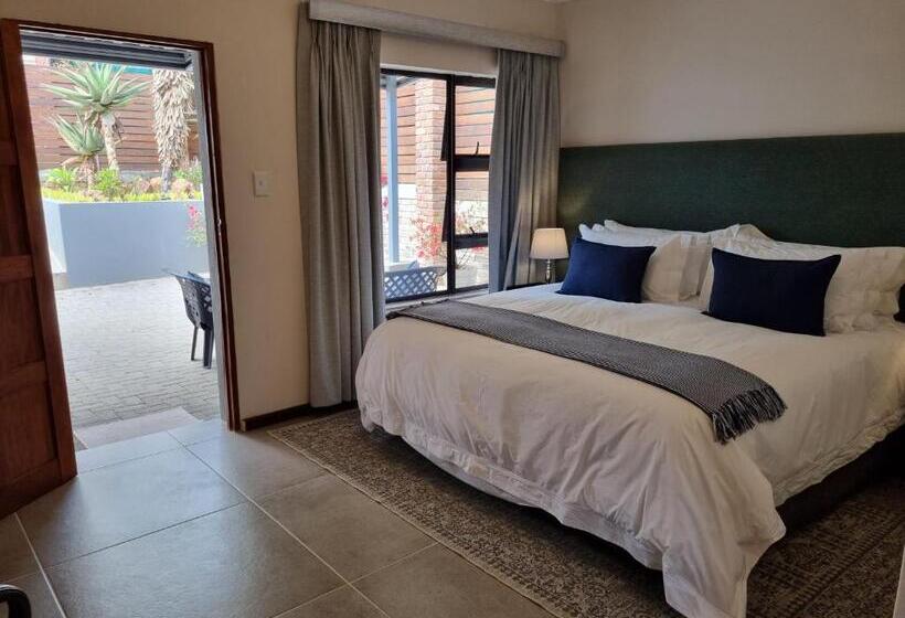 Pension The Coral Tree