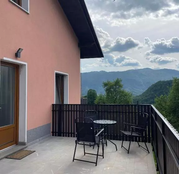 Apartmaji Uršič