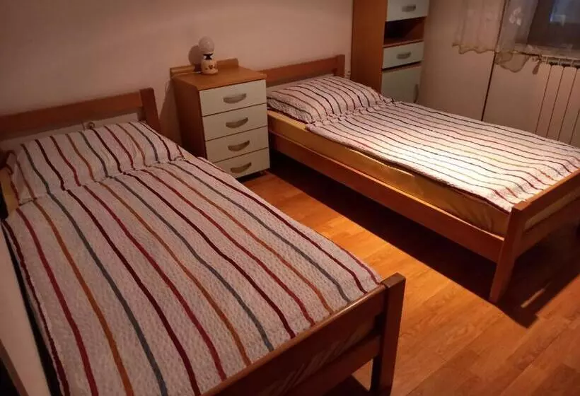 Apartmaji Uršič