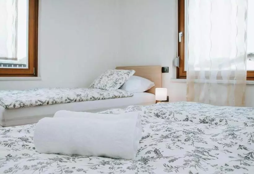 Apartmaji Uršič