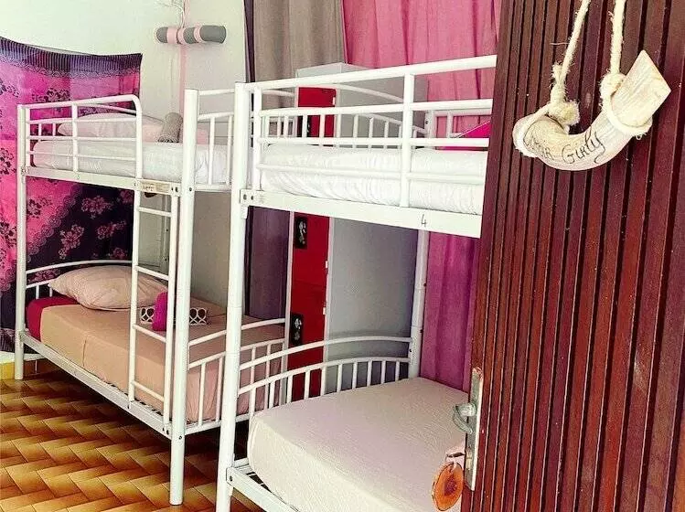 Auberge K Wan Hostel   Proche Plages