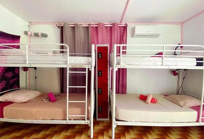Auberge K Wan Hostel   Proche Plages