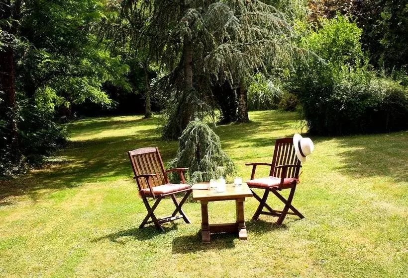 Aamiaismajoitus (B&B) Au Plech