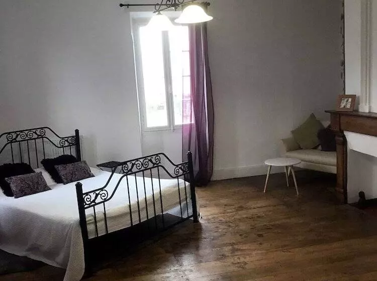 Aamiaismajoitus (B&B) Au Plech