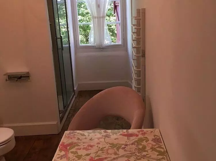 Aamiaismajoitus (B&B) Au Plech