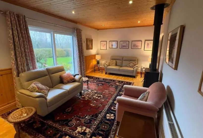 Cosy Home In A Beautiful Valley