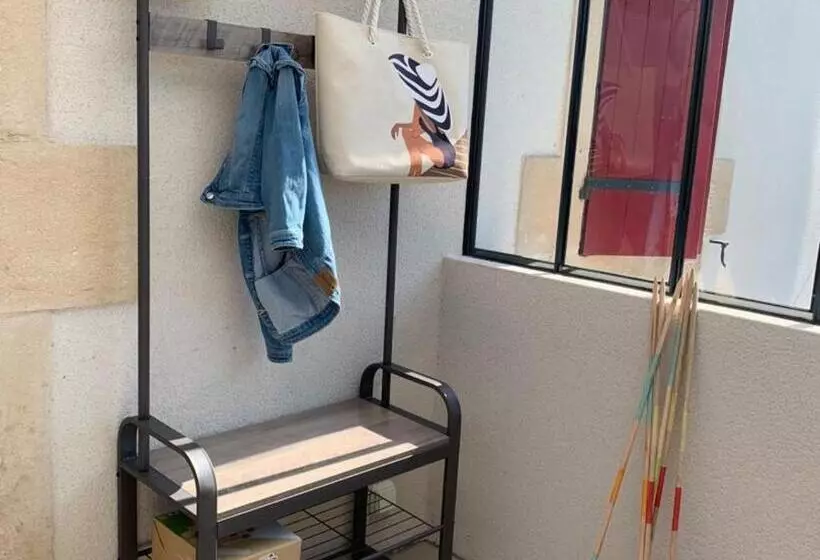 Maison Rénovée En Sologne Bourbonnaise, Animaux, Jardin, Terrasse, Clim, Wifi, Linge Et Draps Inclus