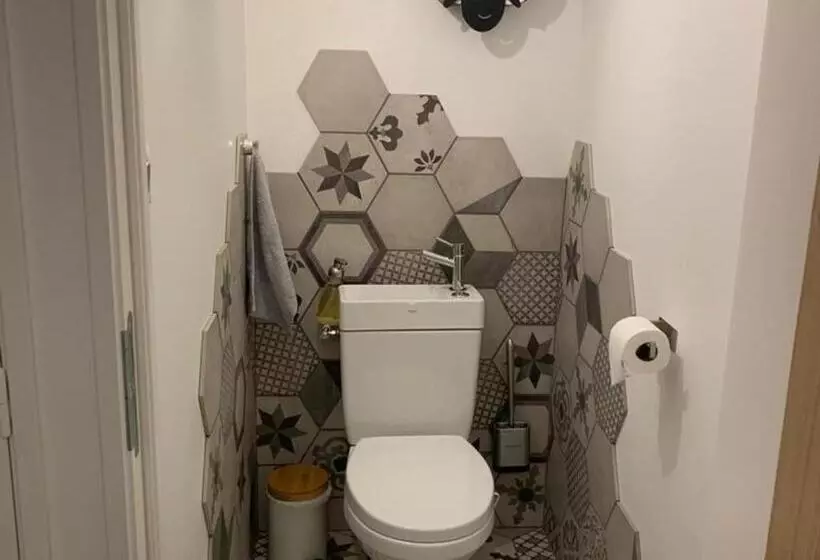 Maison Rénovée En Sologne Bourbonnaise, Animaux, Jardin, Terrasse, Clim, Wifi, Linge Et Draps Inclus