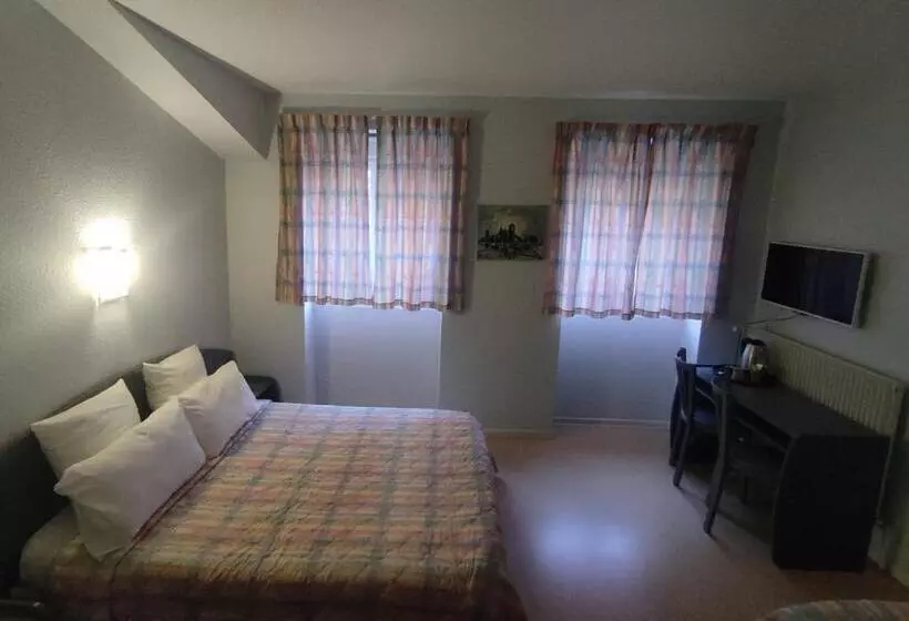 Hotelli Central Hôtel