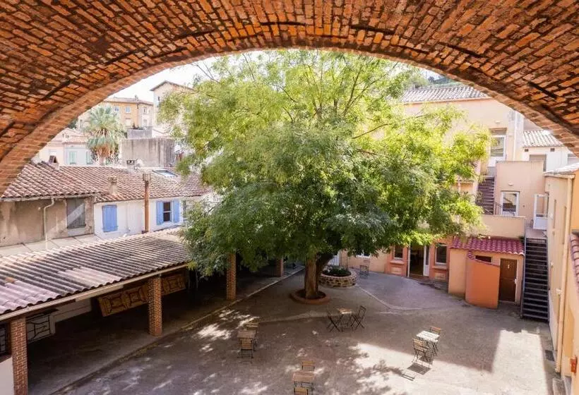 Hotelli Central Hôtel