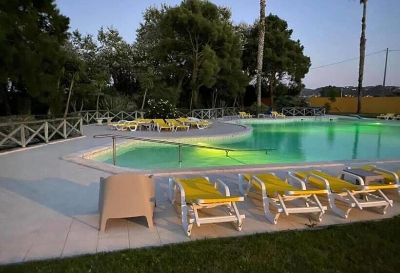 호텔 Charm Azenha Dóbidos Farm