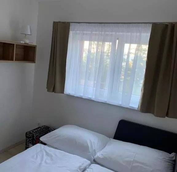 Apartmány Valča