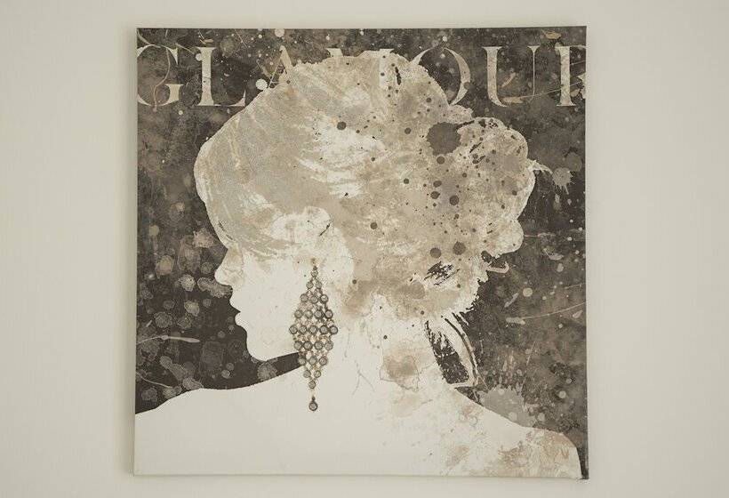 Highfield House   1 Bed Sleeps 2 Tjs20hh