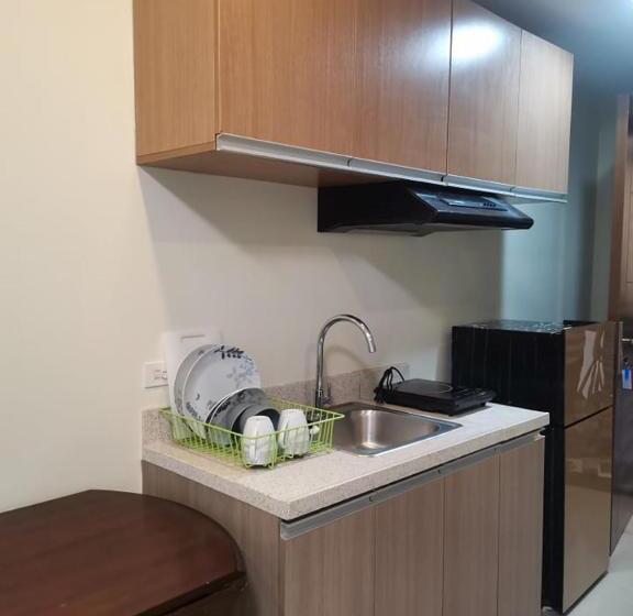 Horizon 101 Studios A7 Walk To Robinsons Mall