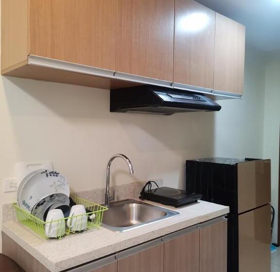 Horizon 101 Studios A7 Walk To Robinsons Mall