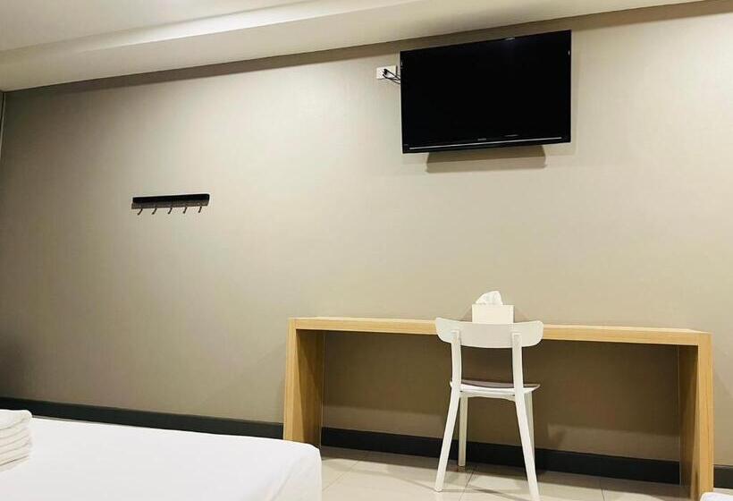 Hotell นั่งเล่นกันไหม รีสอร์ท Sha Plus