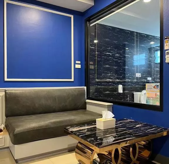 هتل นั่งเล่นกันไหม รีสอร์ท Sha Plus