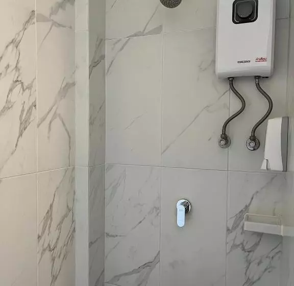 هتل นั่งเล่นกันไหม รีสอร์ท Sha Plus