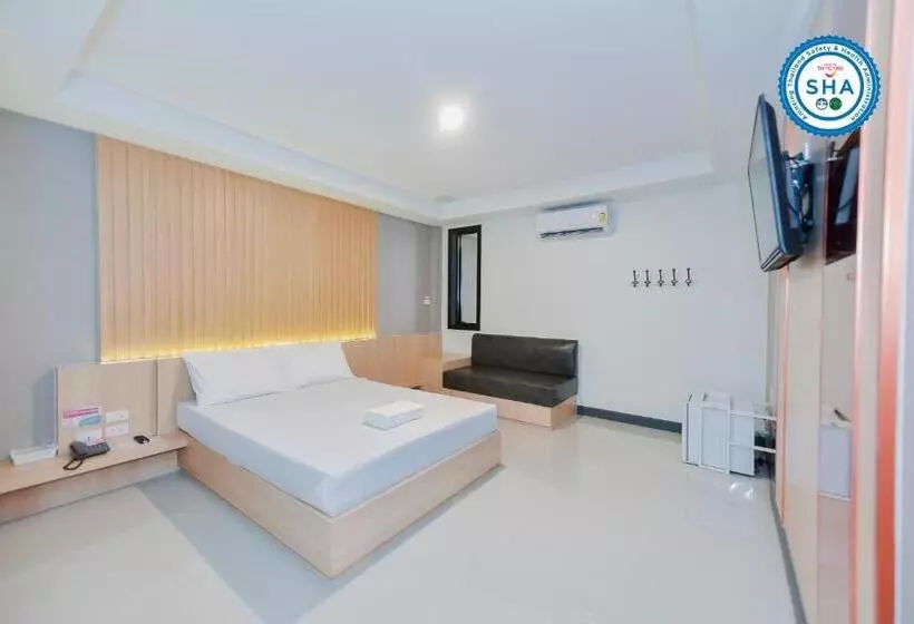 هتل นั่งเล่นกันไหม รีสอร์ท Sha Plus