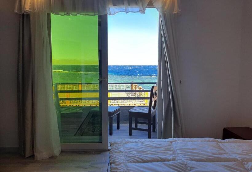 هتل Diamond Dahab House