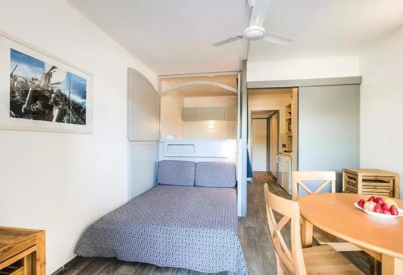 ペンション Hyères Parc  Vue Mer Méditterannée