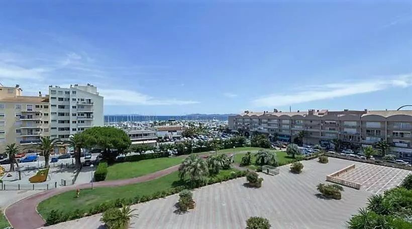 ペンション Hyères Parc  Vue Mer Méditterannée