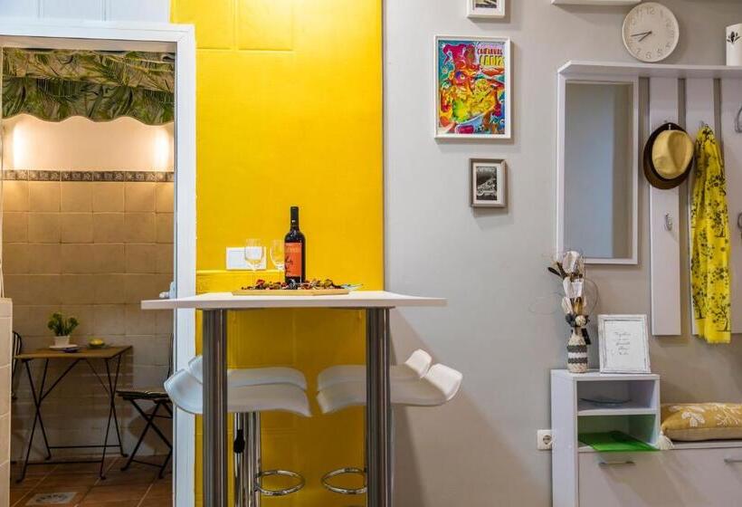 Simplyhosted Lupe Caleta Beach