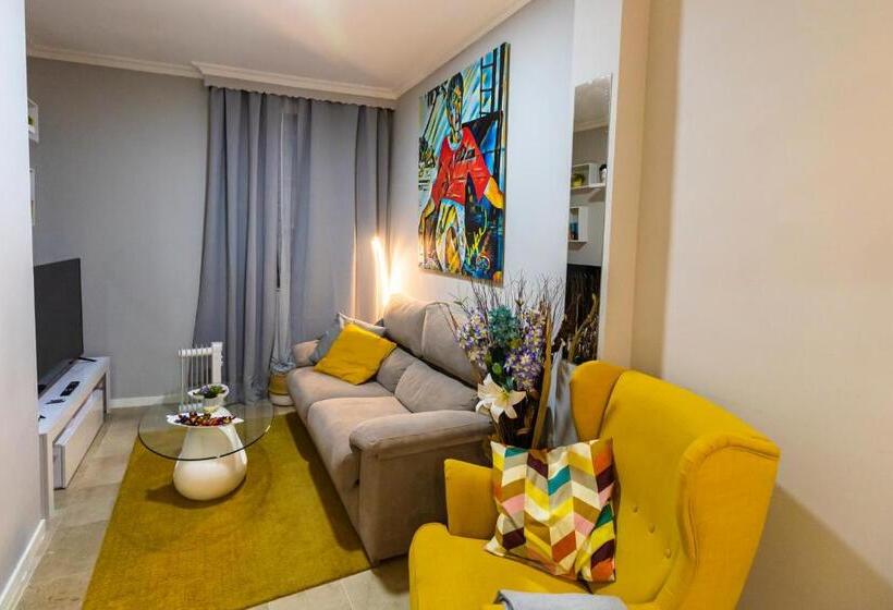 Simplyhosted Lupe Caleta Beach