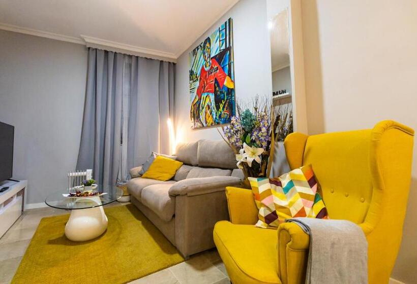 Simplyhosted Lupe Caleta Beach