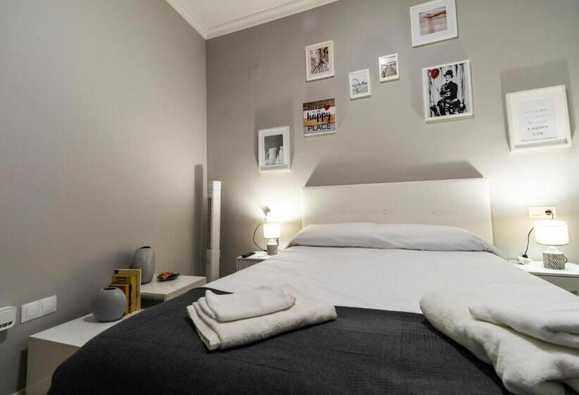 Simplyhosted Lupe Caleta Beach