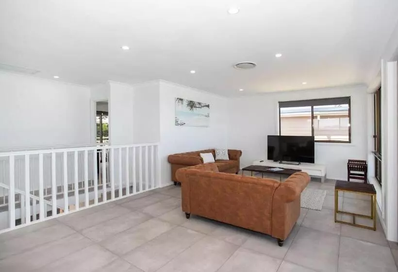 South Pacific Penthouse