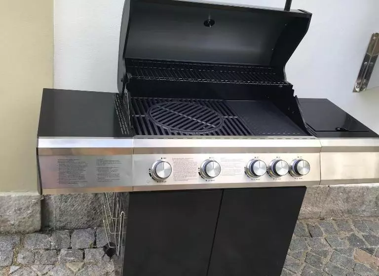 Stará škola Hedeč