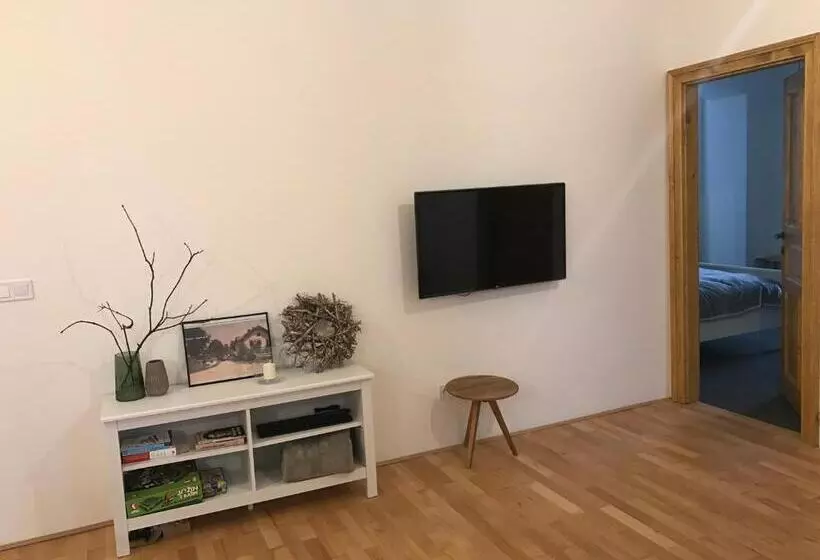 Stará škola Hedeč