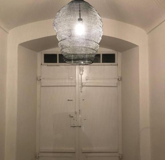 Stará škola Hedeč