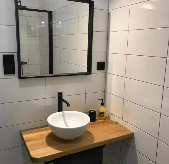 Stará škola Hedeč