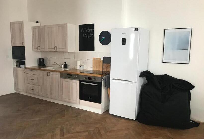 Stará škola Hedeč